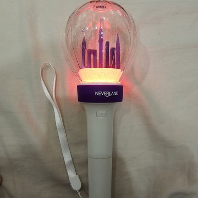 idle一代手燈