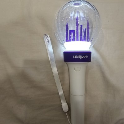 idle一代手燈