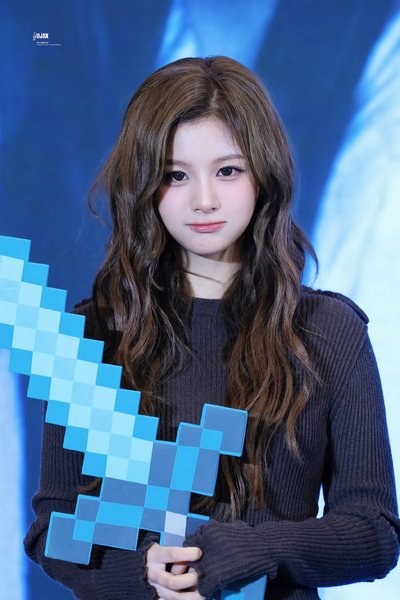 260117 薛侖未公開拍立得