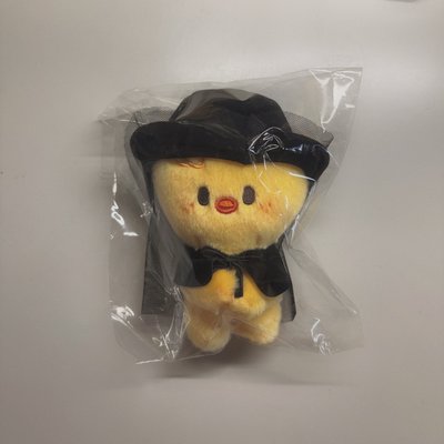 Stray Kids快閃店黑帽豆豆娃波阿哩