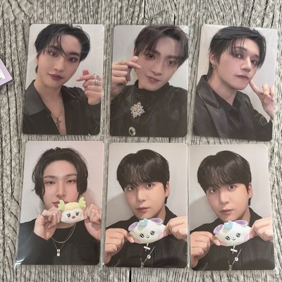 麥梯子 Wonder Room 隨機卡包不拆