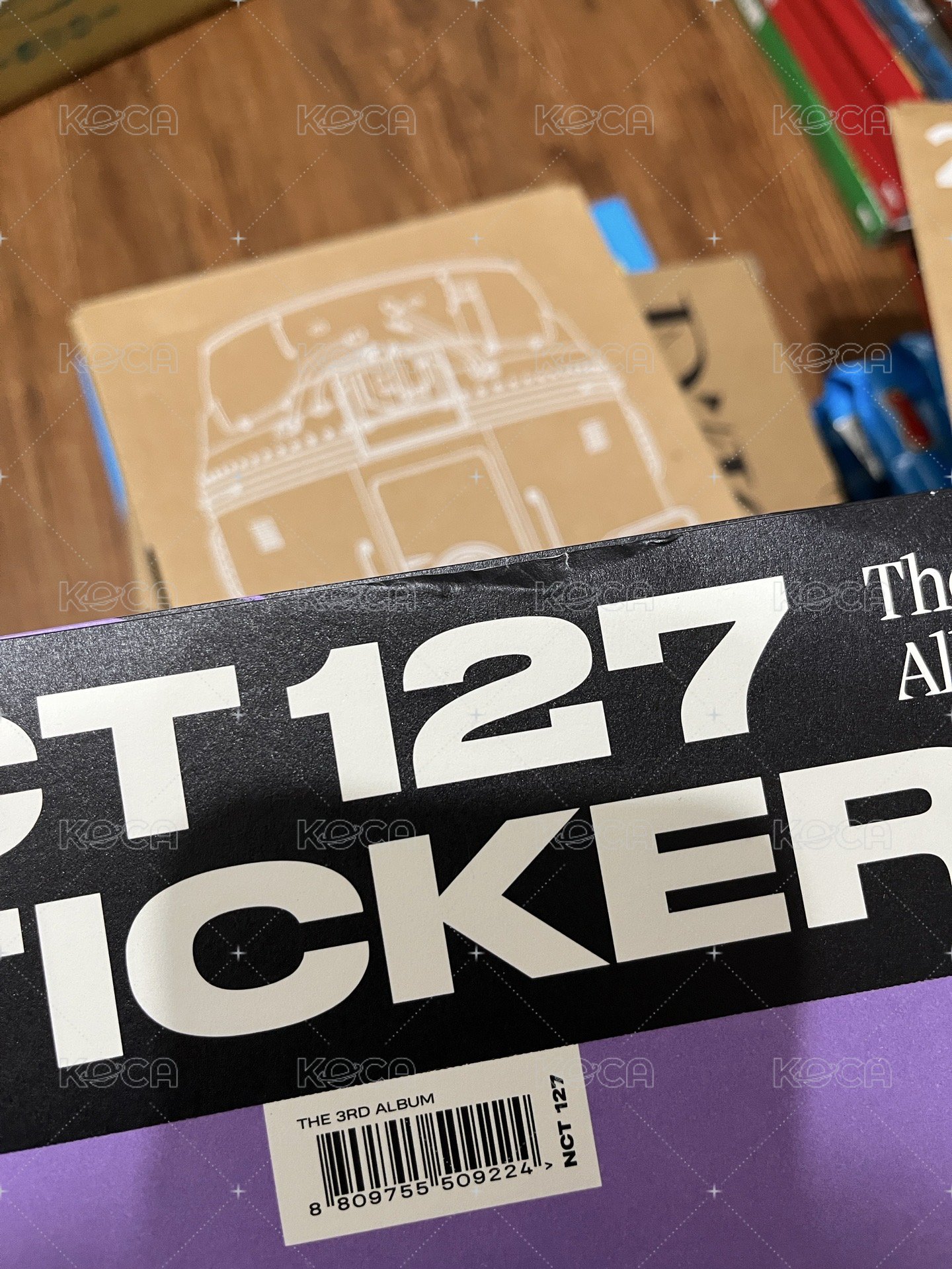 Sticker PB/紫（上面邊邊有損 介意勿拍）