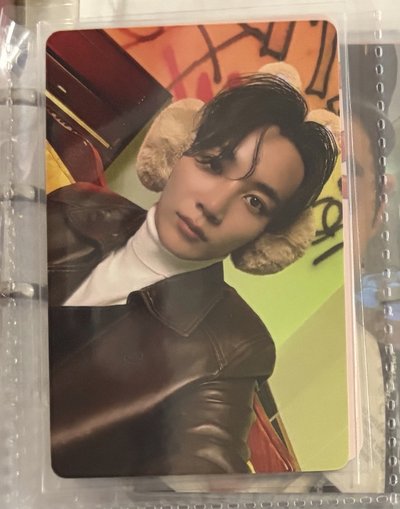 淨漢D社A版寫真（缺固卡，有特典卡*1）