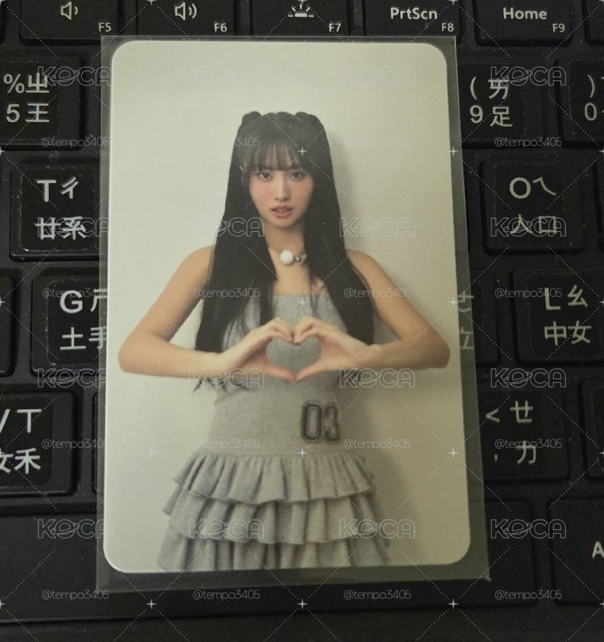 Twice Momo 桃 小卡