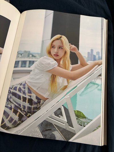 Yes I’m Mina 1st Photobook