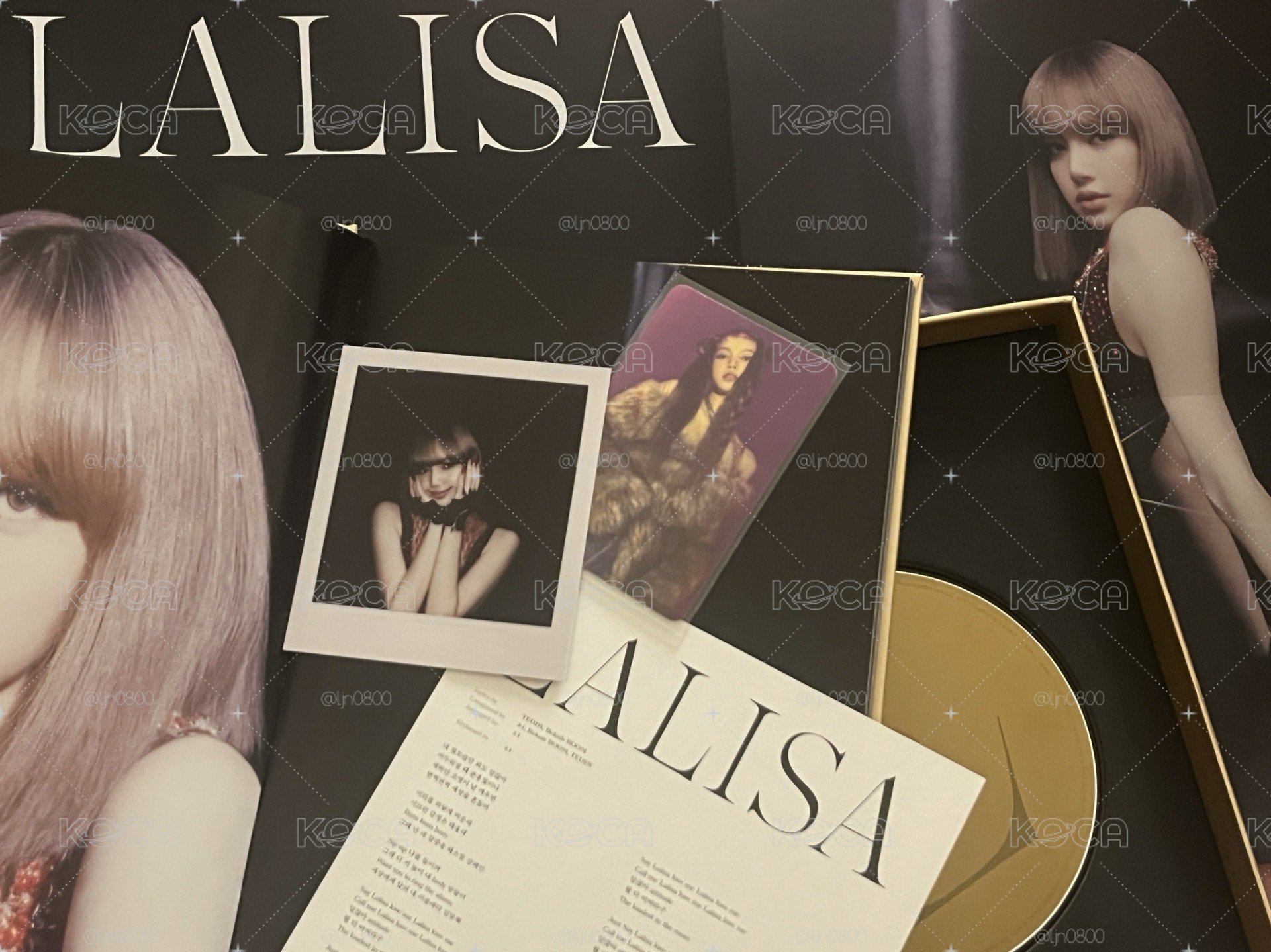 lalisa 送星巴克聯名貼紙