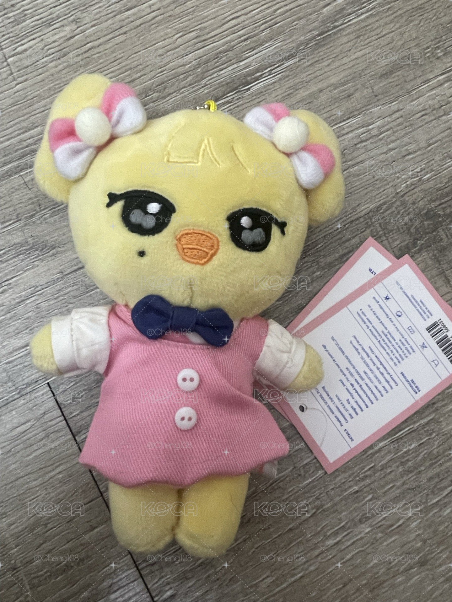 校服怜娃