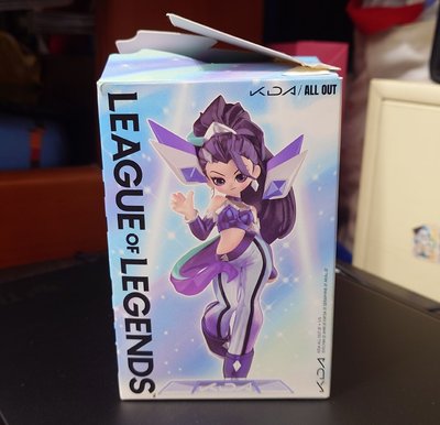 【英雄聯盟 K/DA ALL OUT 系列】-阿卡麗