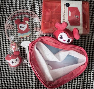 (現貨整圖 一日內寄出）TWICE lovelys 彩瑛 痛包 吊飾 扇子 收納盒