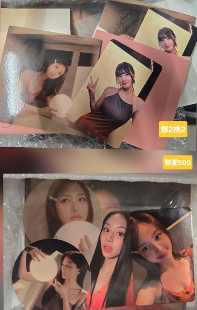 白色城市T ,M號 全新