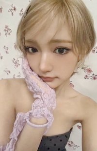 Delulu Pack sw 3.0 簽售卡 