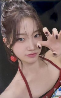 LE SSERAFIM POP-UP in TAIPEI 滿額卡 