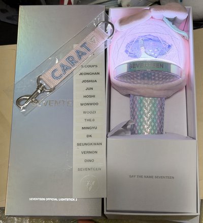 （現貨含手燈套 無原本手繩附19年日咖續會禮）seventeen 二代克拉棒 手燈