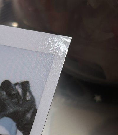 出一張帥桶> <（瑕）