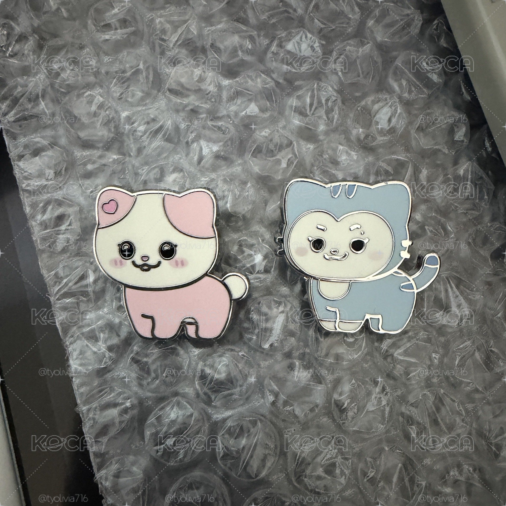 二巡 ITZY 金屬徽章 有娜 留真 四腳