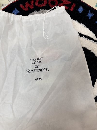 SEVENTEEN 李知勳WOOZI宇宙工廠地毯