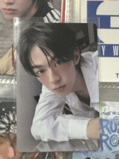 金道勳中文卡背+英宰出道電子專