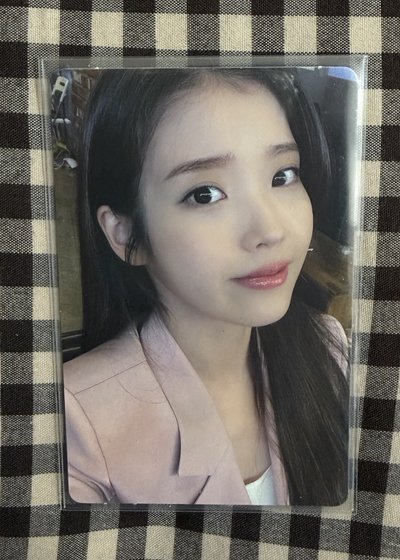 IU LILAC寫真書小卡