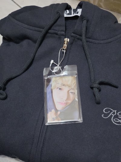 RIIZE 照片展 可單獨買外套 或 單買彬外套卡