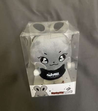 星水泥娃 （現貨、未拆、含卡）