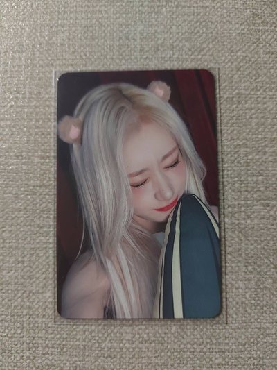 ITZY 彩領特典 ver