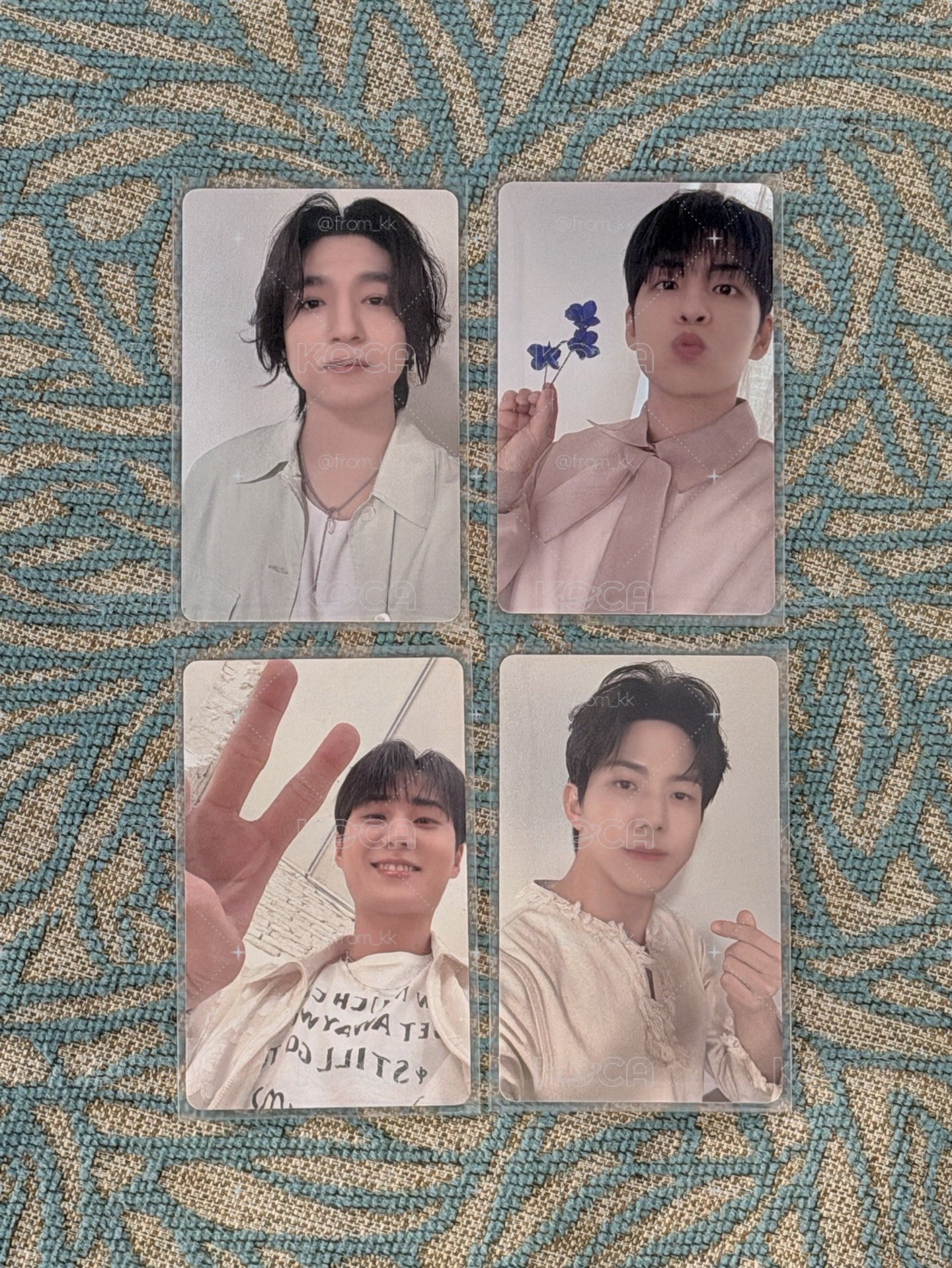 fourever JYP通路特典🐻🦊🐰🐶#