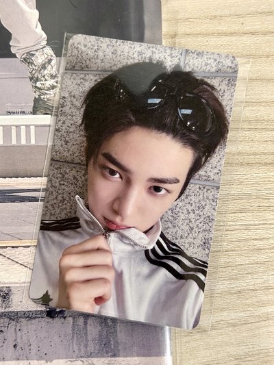 未拆黑膠專+愛迪達安