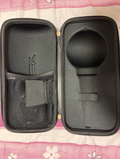 一代手燈與他的家