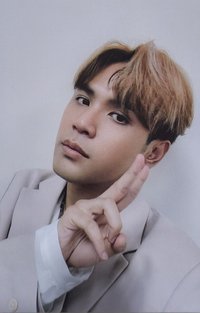 ROYAL Light 專輯卡 