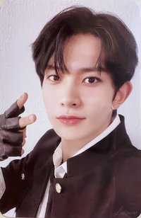 Memories : STEP 2 DIGITAL CODE + DVD + PIECES OF MEMORIES [2021-2022] SET 周邊卡 dvd羲