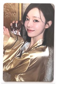 26年曆後續 隨機卡 A版 自拍