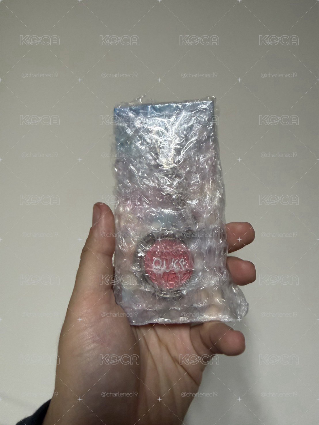 QWER旋轉吊飾