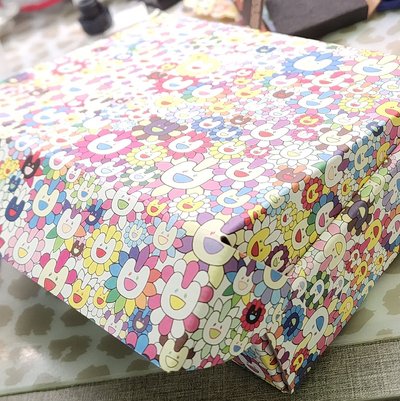 NewJeans Supernatural 團專束口袋 附盒子