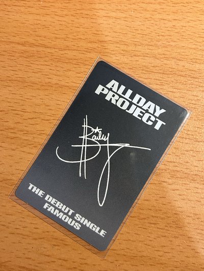 FAMOUS 專輯卡 FAMOUS ver. 小貝