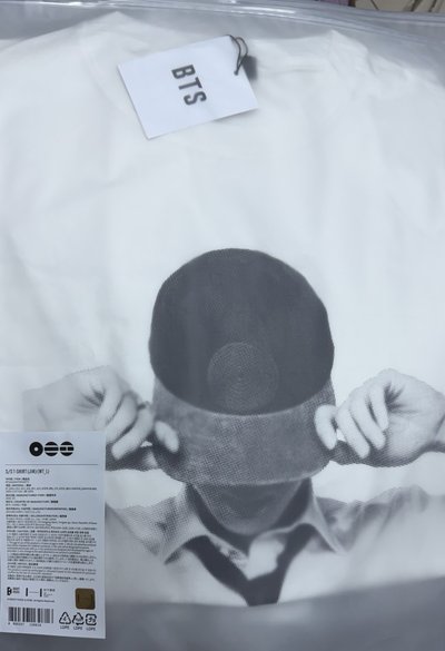 니니-台灣現貨 BTS防彈少年團 快閃店ARIRANG周邊 人臉T 短袖