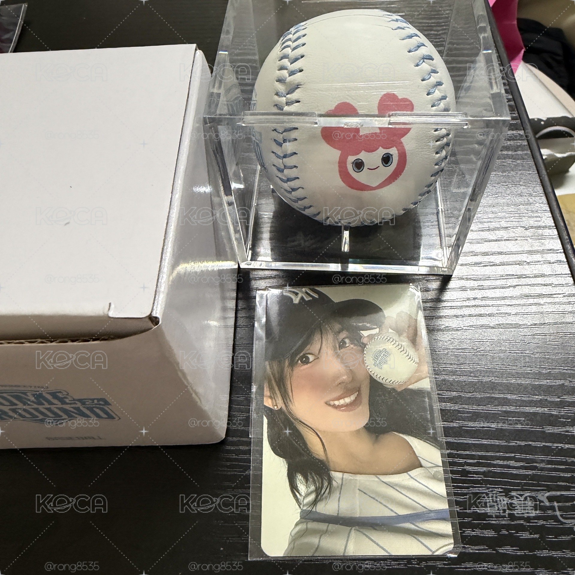 TWICE 九週年FM棒球含卡 MOMO