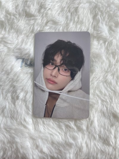 元彬 需多帶 2026年曆 隨機卡 A版 concept photo