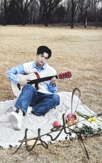 LOADING 新潮 雜誌卡 大片簽名照復刻小卡