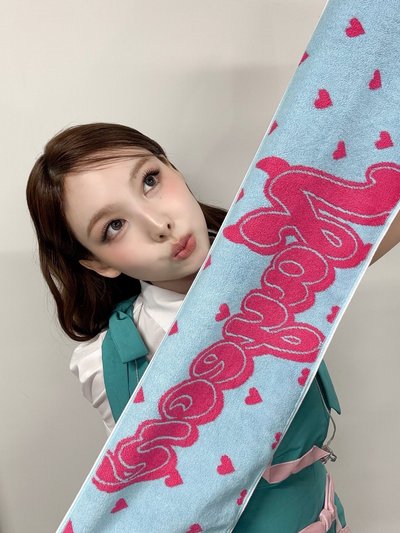 Nayeon 娜璉 毛巾 全新有原袋