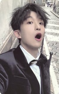 昕葳 A版 雜誌卡 自拍小卡