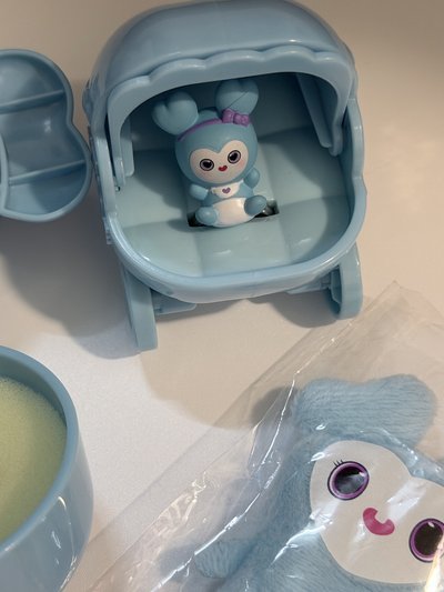 (現貨 整圖出）TWICE 娜璉 navely lovelys 扭蛋 戒指