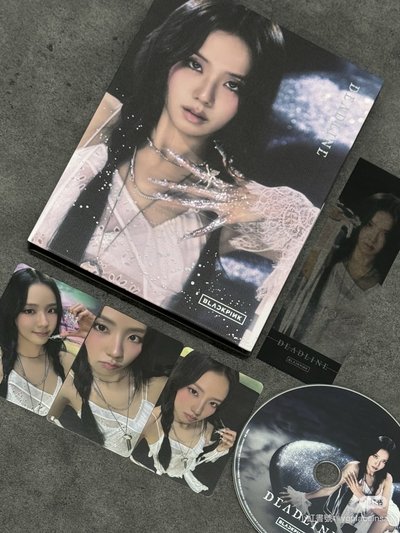 Jisoo第三張迷你專輯「DEADLINE(SILVER Ver.)」