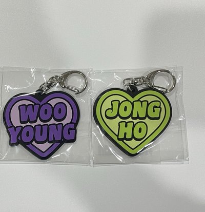 日會六週年小卡、吊飾