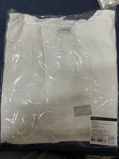 FM衣服未拆