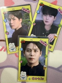 鍾浩寶寶 也是有認真的時候（3張一起）