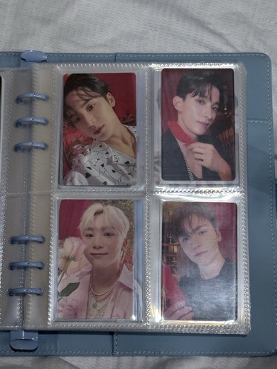 SEVENTEEN 2023 SEASON‘S GREETINGS 年曆