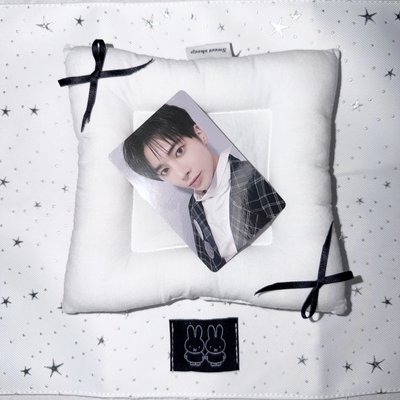 ⚪️正三 yzy 線下 簽售卡 中背 𝙏𝘼𝙀𝙃𝙔𝙐𝙉