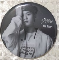 FuRyu 大徽章(綁50）