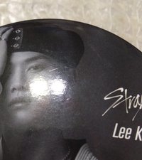 FuRyu 大徽章(綁50）