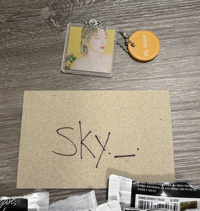 taeyeon周邊 已拆 未撕膜